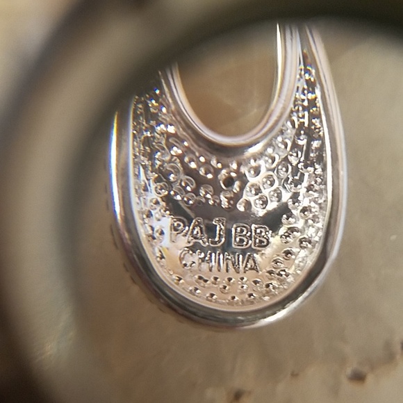 Final Black & white rhodium plated earrings NWOT - Picture 6 of 7